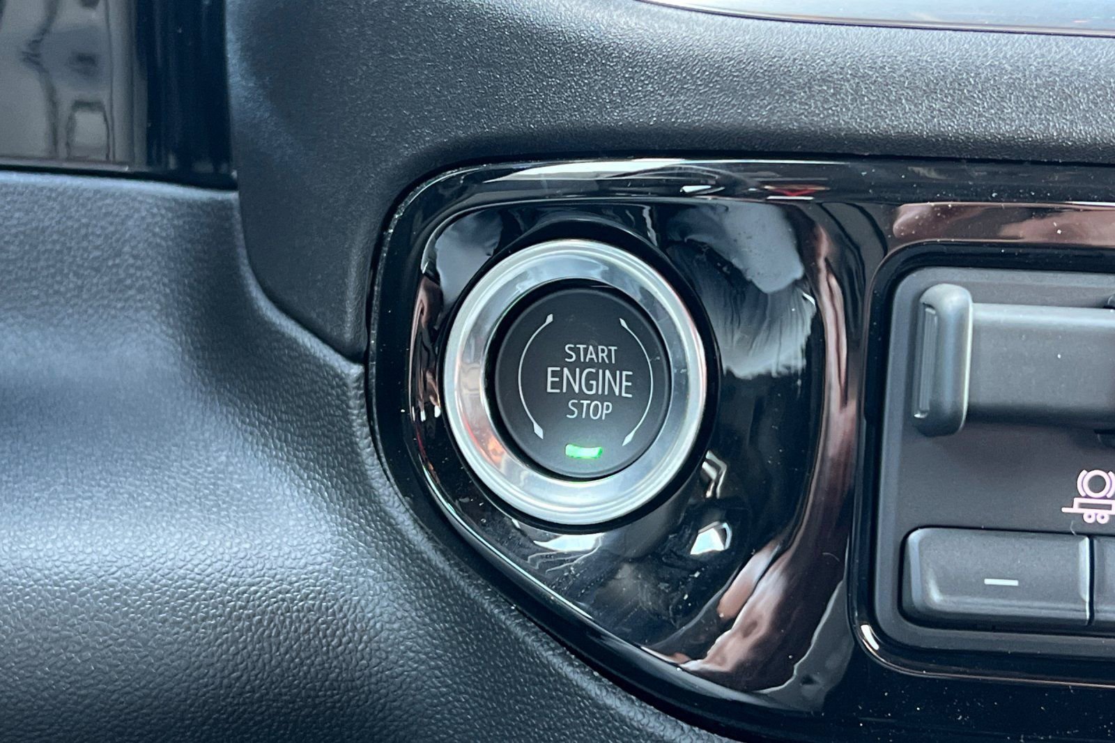 New 2026 GMC Sierra 2500 SLE image 21