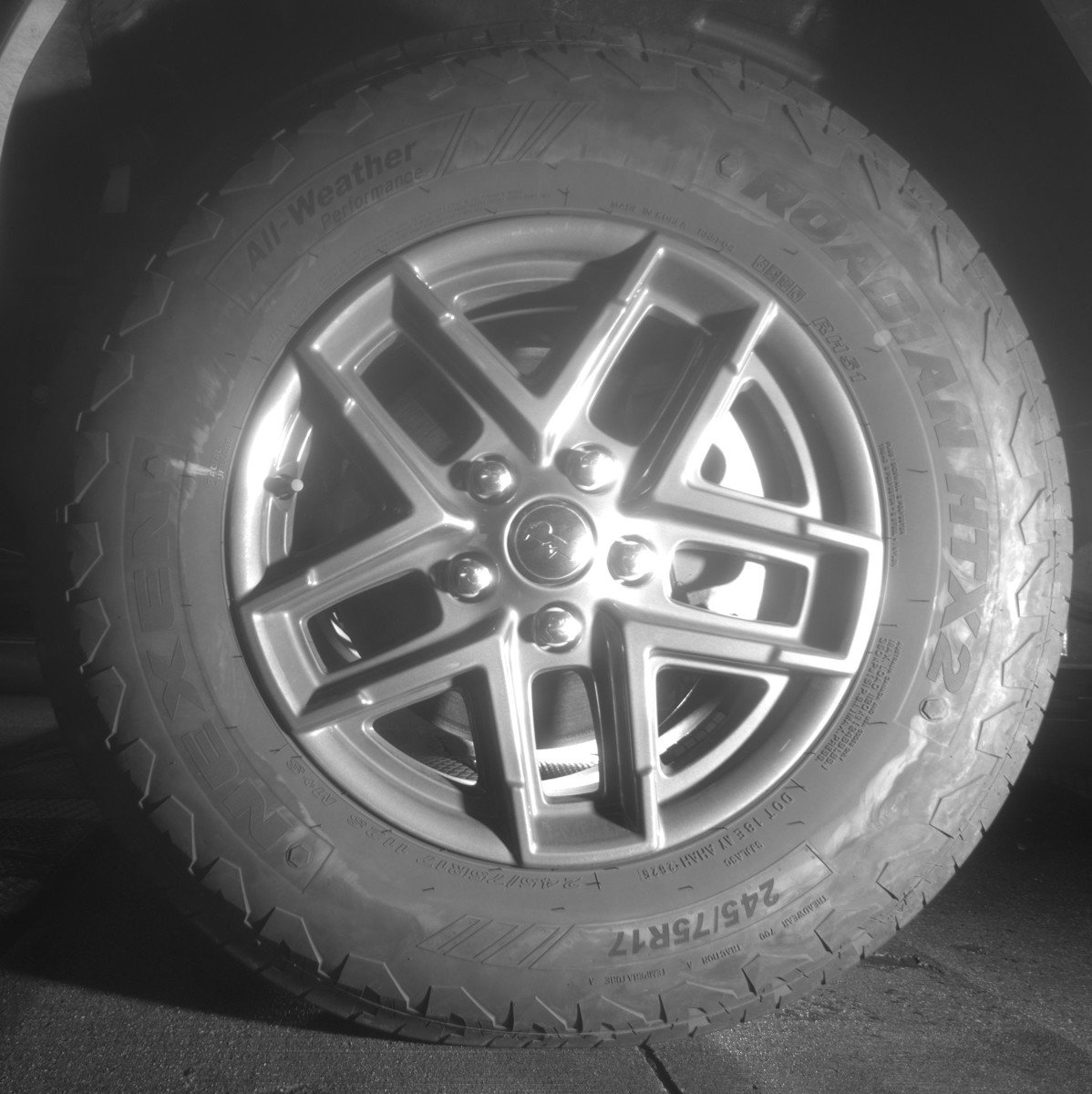 Used 2025 Jeep Wrangler Sport S image 12