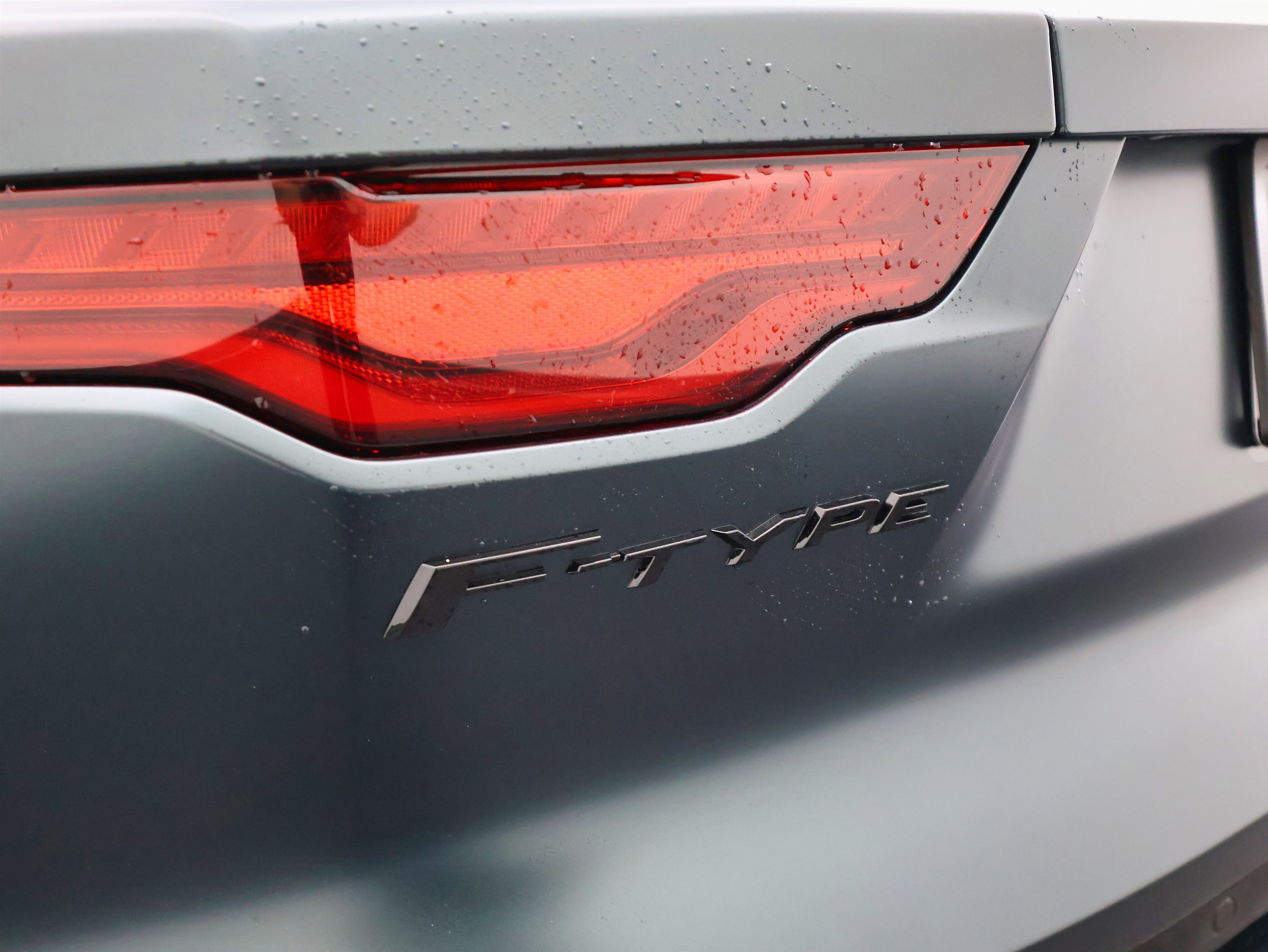 Used 2023 Jaguar F-TYPE R image 35