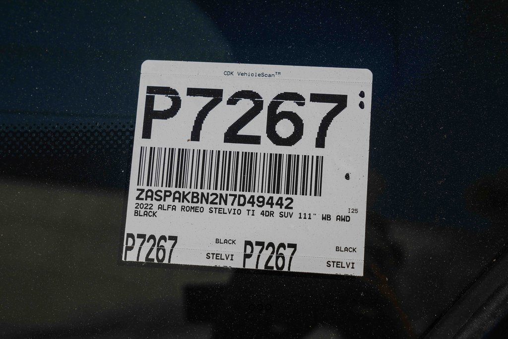 Used 2022 Alfa Romeo Stelvio Veloce image 26