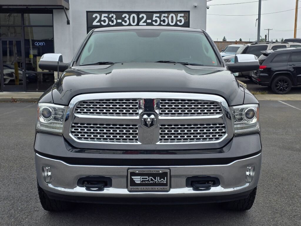 Used 2017 RAM 1500 Laramie w/ Convenience Group AWD/4WD image 3