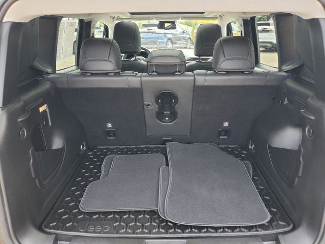 Used 2020 Jeep Renegade Limited AWD/4WD image 28