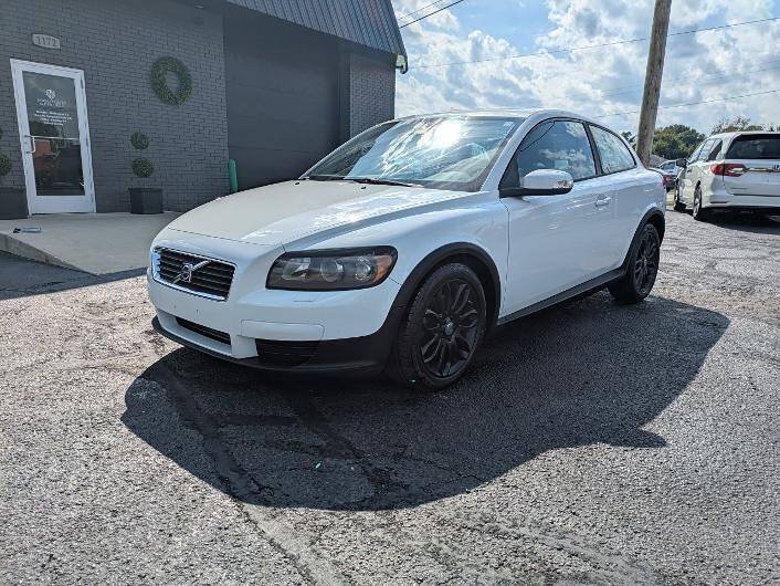 Used 2009 Volvo C30 FWD image 2