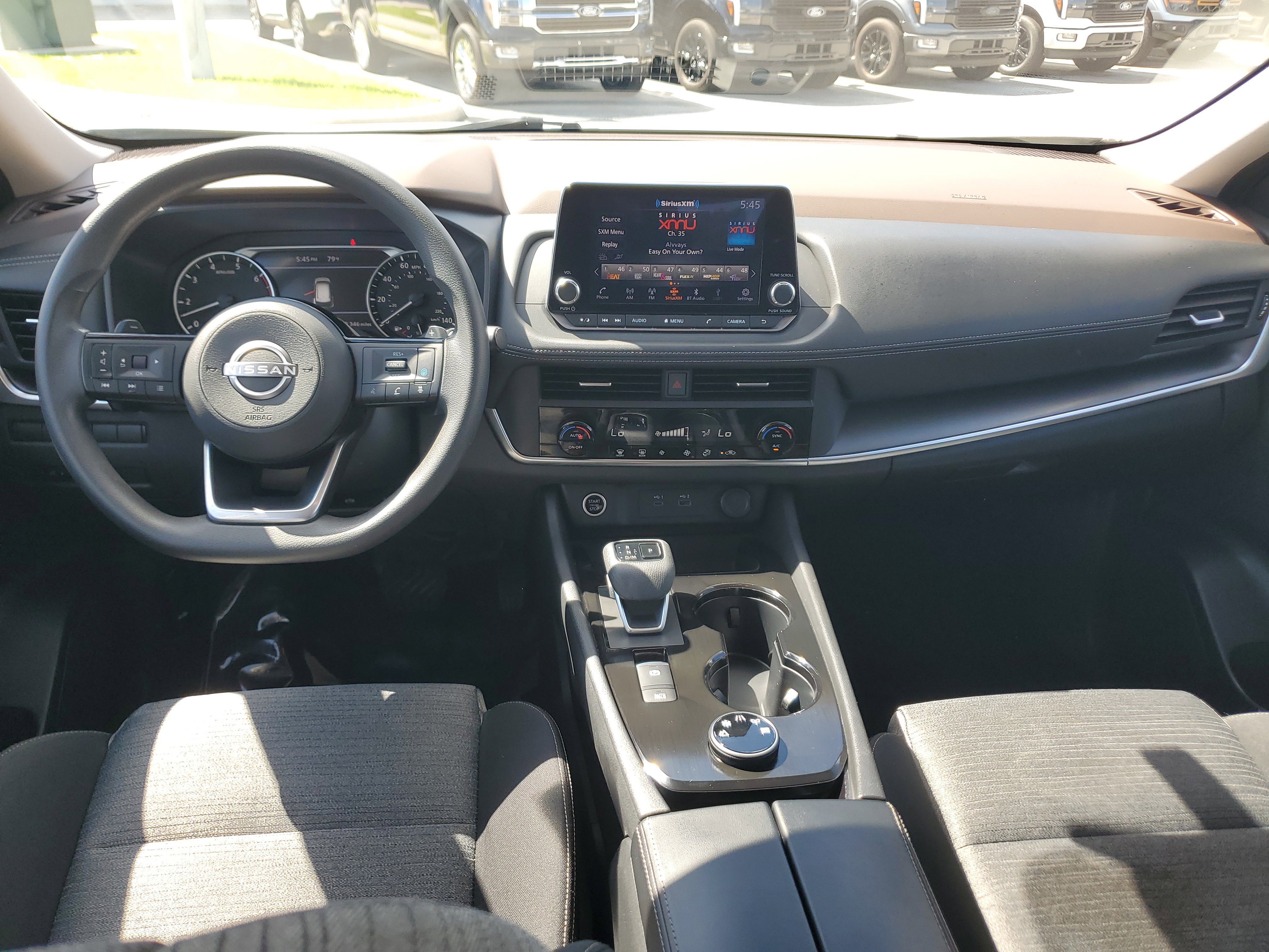 Used 2023 Nissan Rogue SV image 15