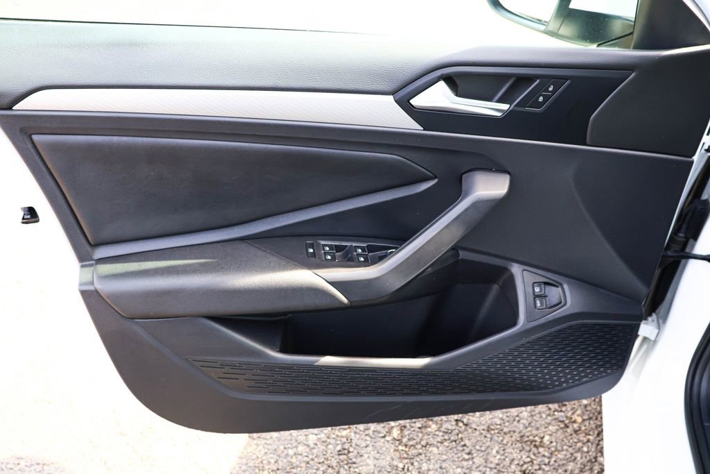 Used 2021 Volkswagen Jetta S image 23