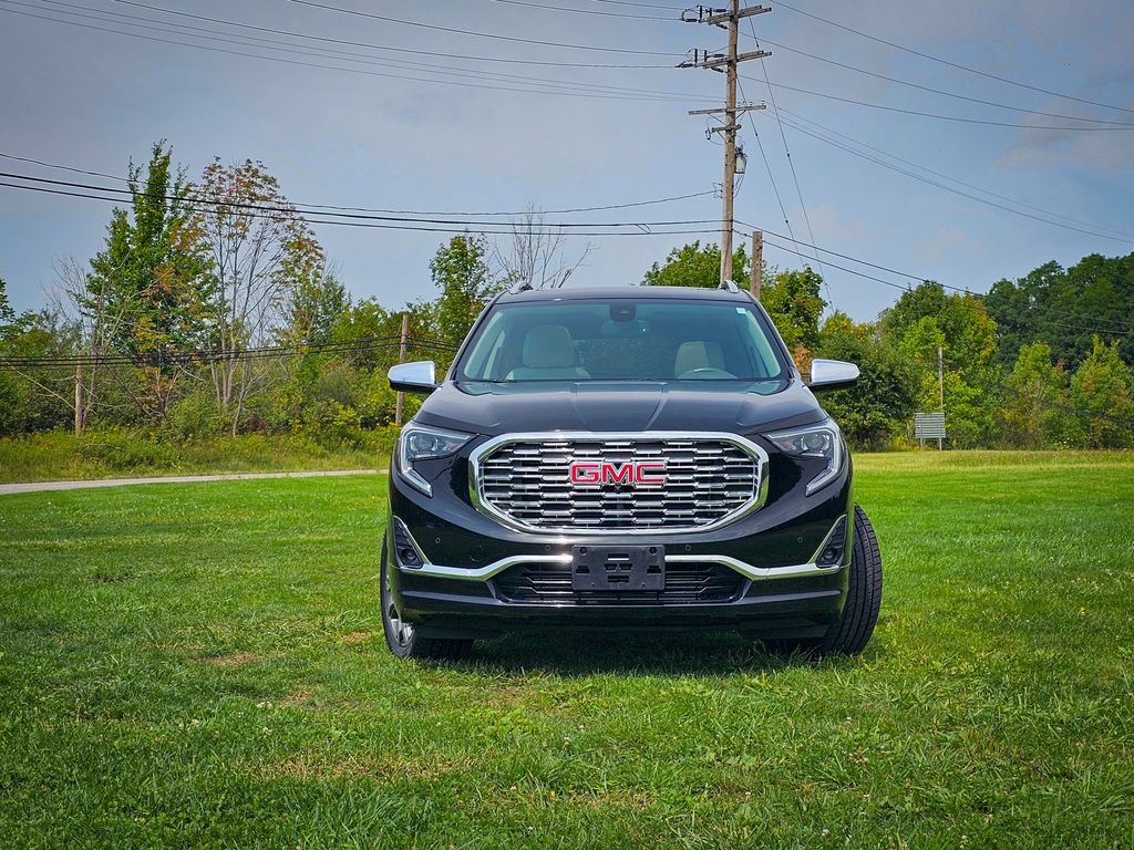 Used 2018 GMC Terrain Denali w/ Advanced Safety Package AWD/4WD image 8