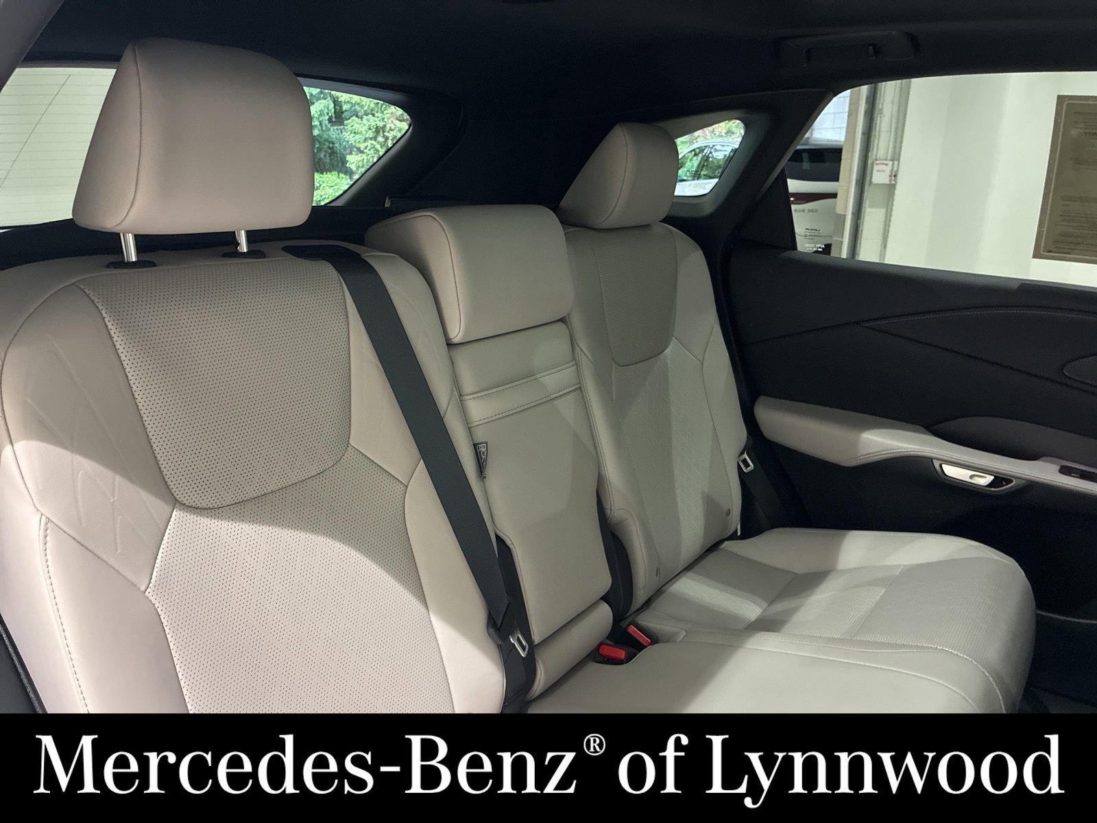 Used 2023 Lexus RX 350 w/ Cold Area Package AWD/4WD image 29