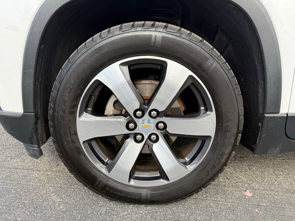 Used 2019 Chevrolet Traverse LT w/ LT Premium Package image 25