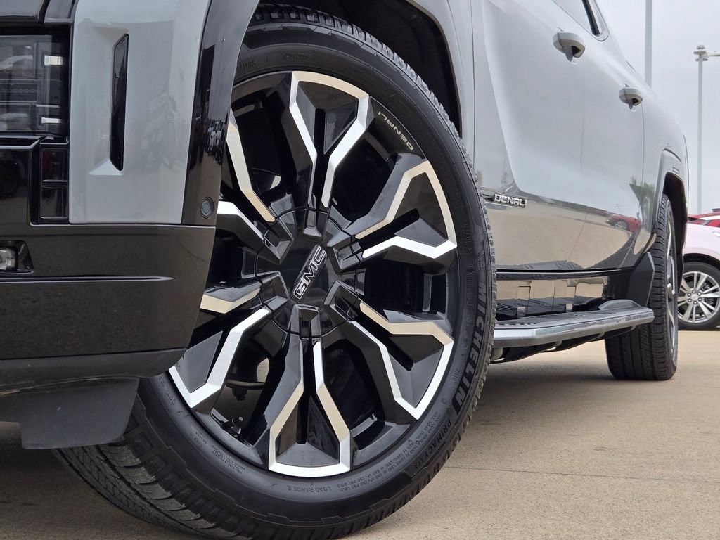 Used 2025 GMC Sierra EV Denali image 8