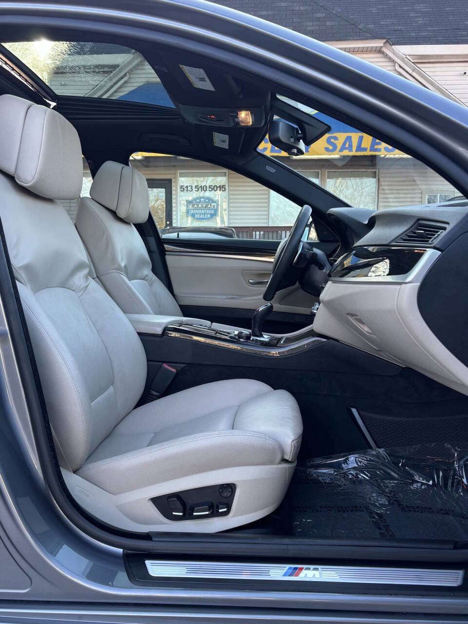 Used 2013 BMW 550i xDrive Sedan image 18