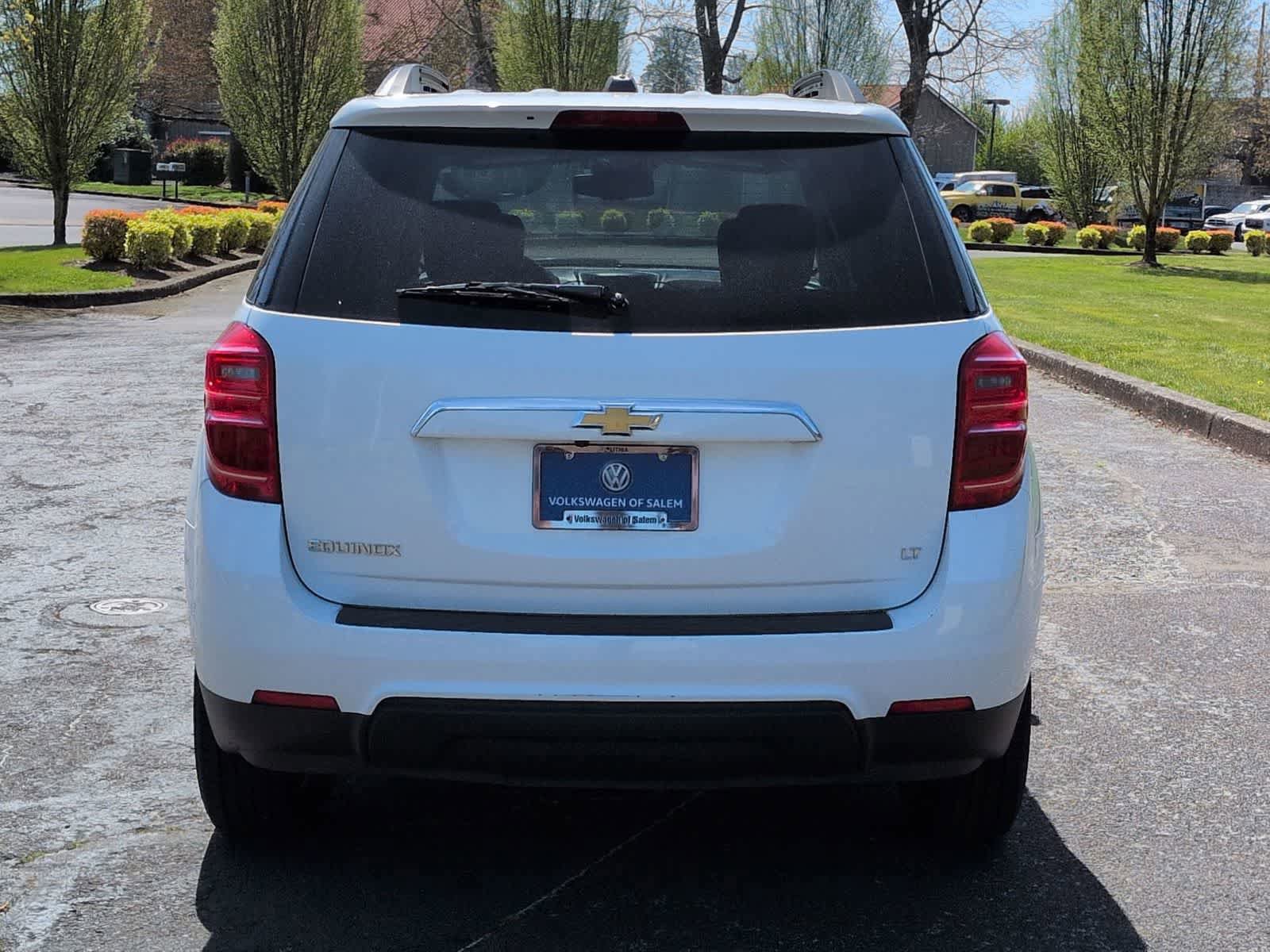 Used 2017 Chevrolet Equinox LT w/ Convenience Package FWD image 5