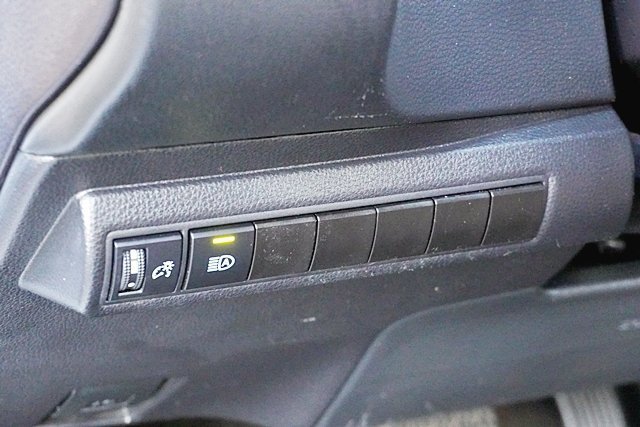 Used 2026 Toyota Corolla SE FWD image 33