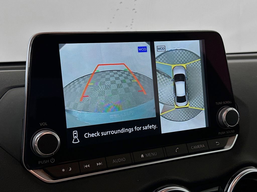 Used 2024 Nissan Sentra SR w/ SR Premium Package image 18