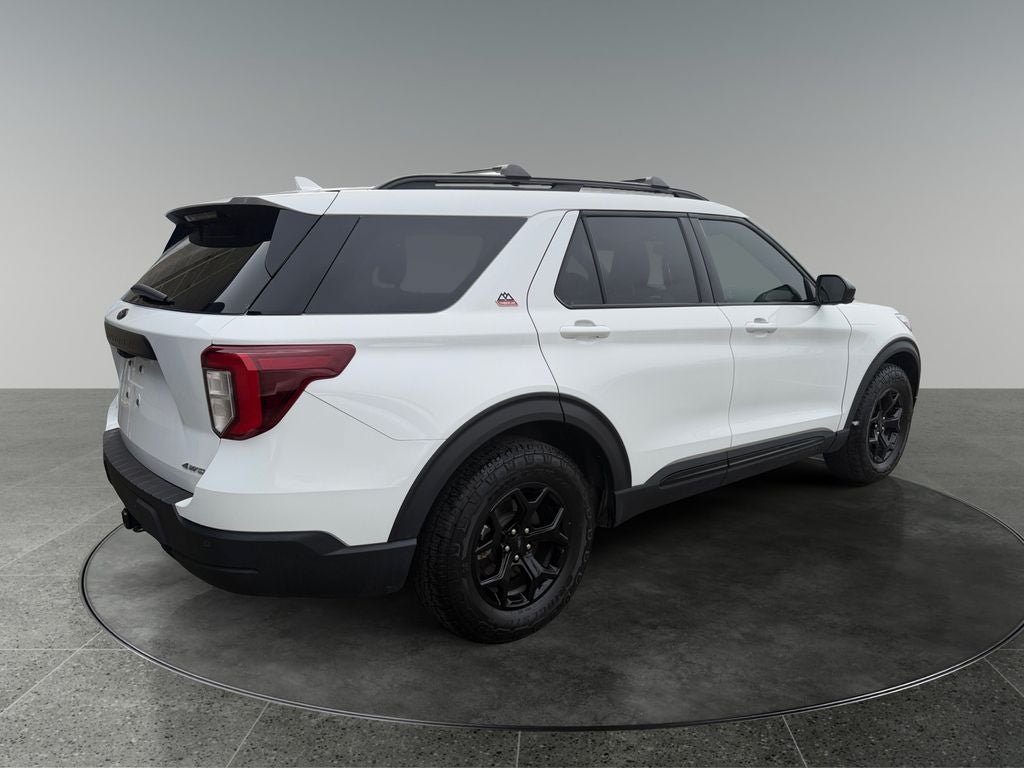 Used 2021 Ford Explorer XLT w/ Equipment Group 202A RWD image 8