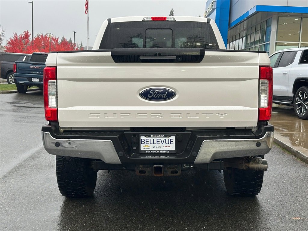 Used 2018 Ford F350 Lariat w/ Lariat Ultimate Package image 4