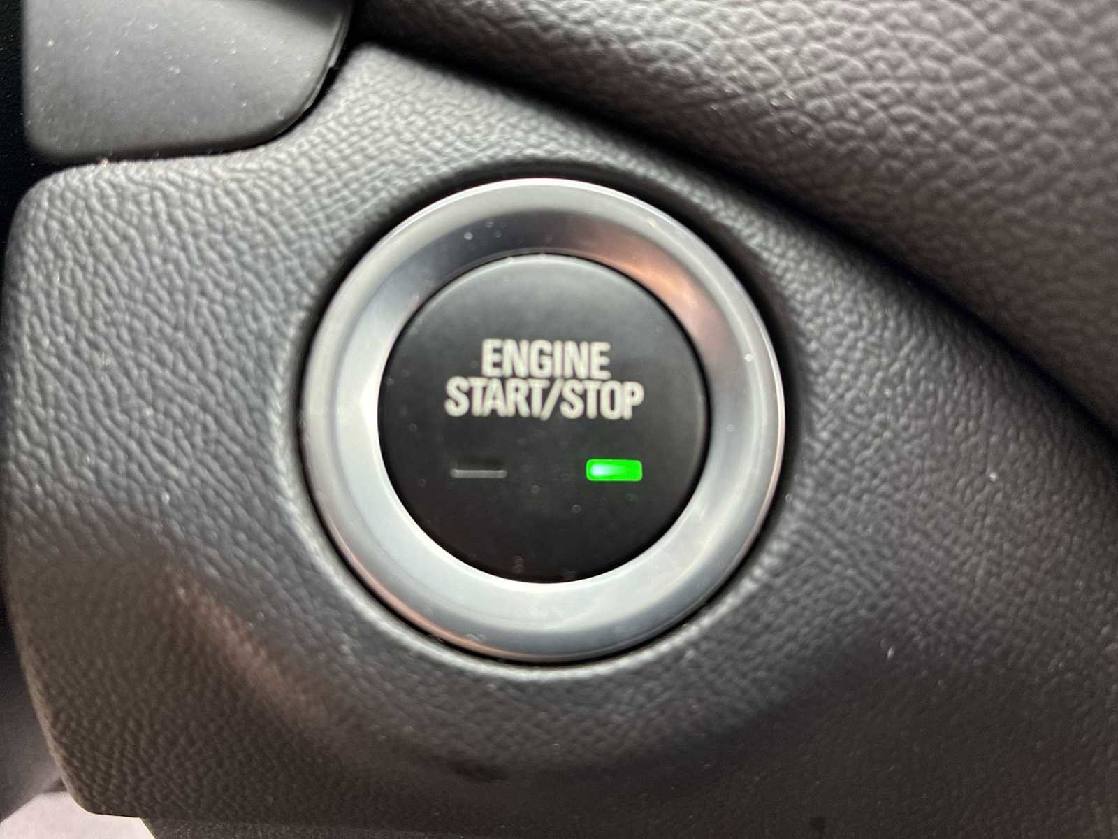 Used 2024 Chevrolet Equinox LT image 16