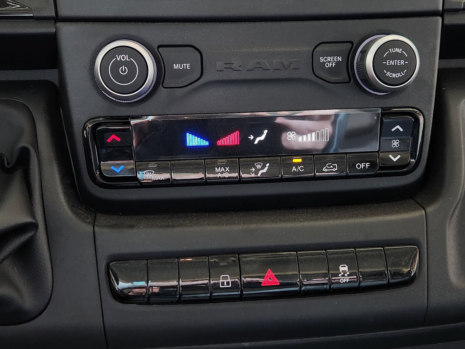 New 2026 RAM ProMaster 1500 FWD image 15