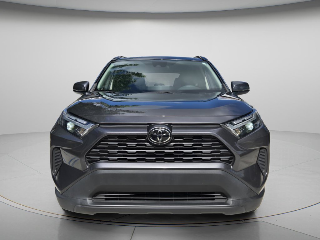 Used 2023 Toyota RAV4 XLE FWD image 4