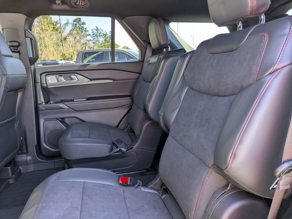 New 2026 Ford Explorer ST image 17