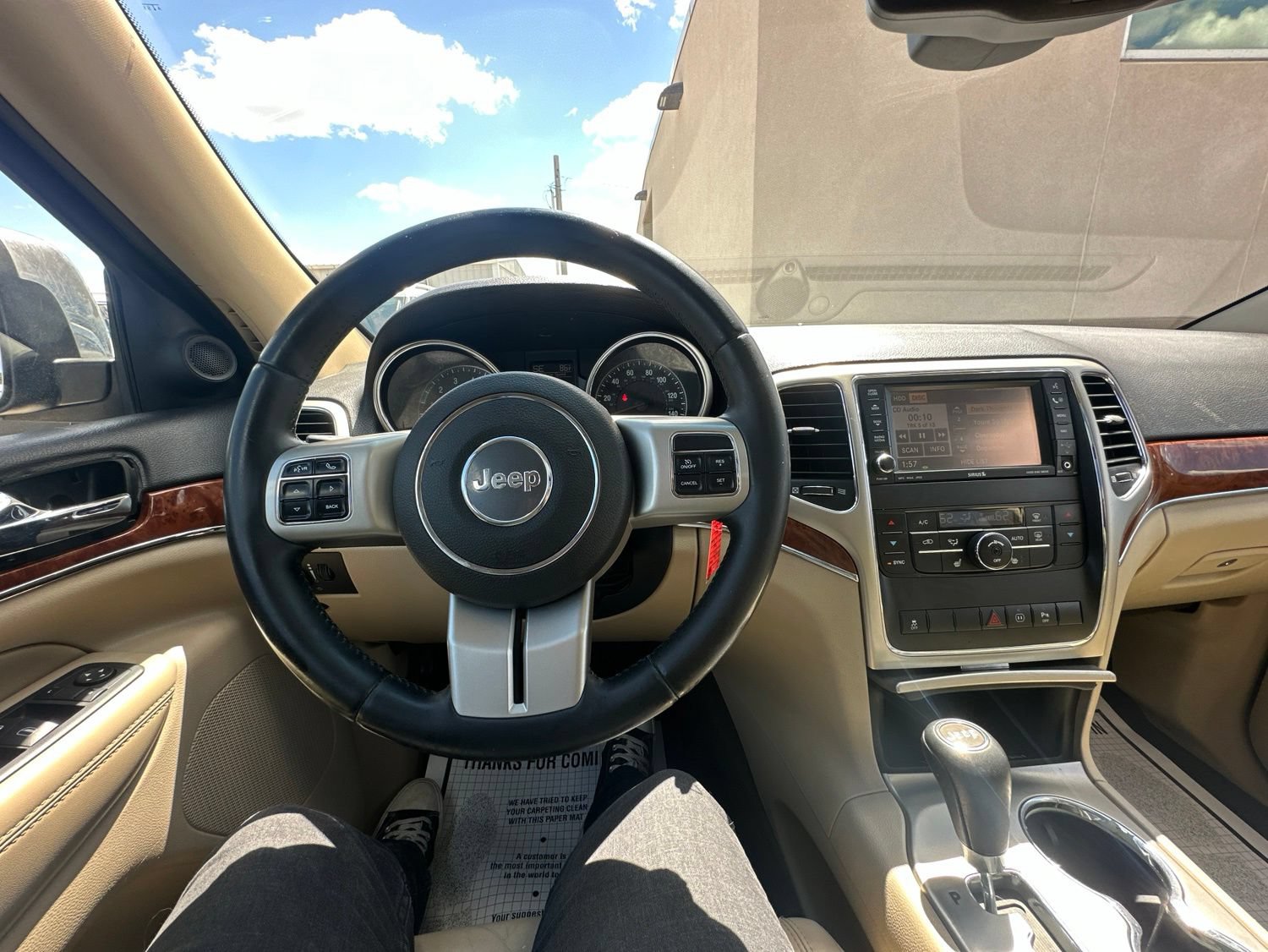 Used 2011 Jeep Grand Cherokee Limited AWD/4WD image 39