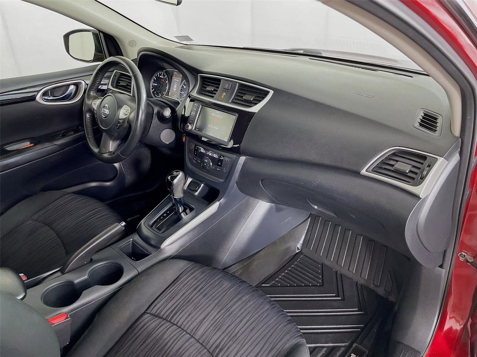 Used 2019 Nissan Sentra SV FWD image 29