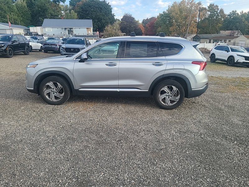 Used 2022 Hyundai Santa Fe SEL w/ Convenience Package FWD image 3