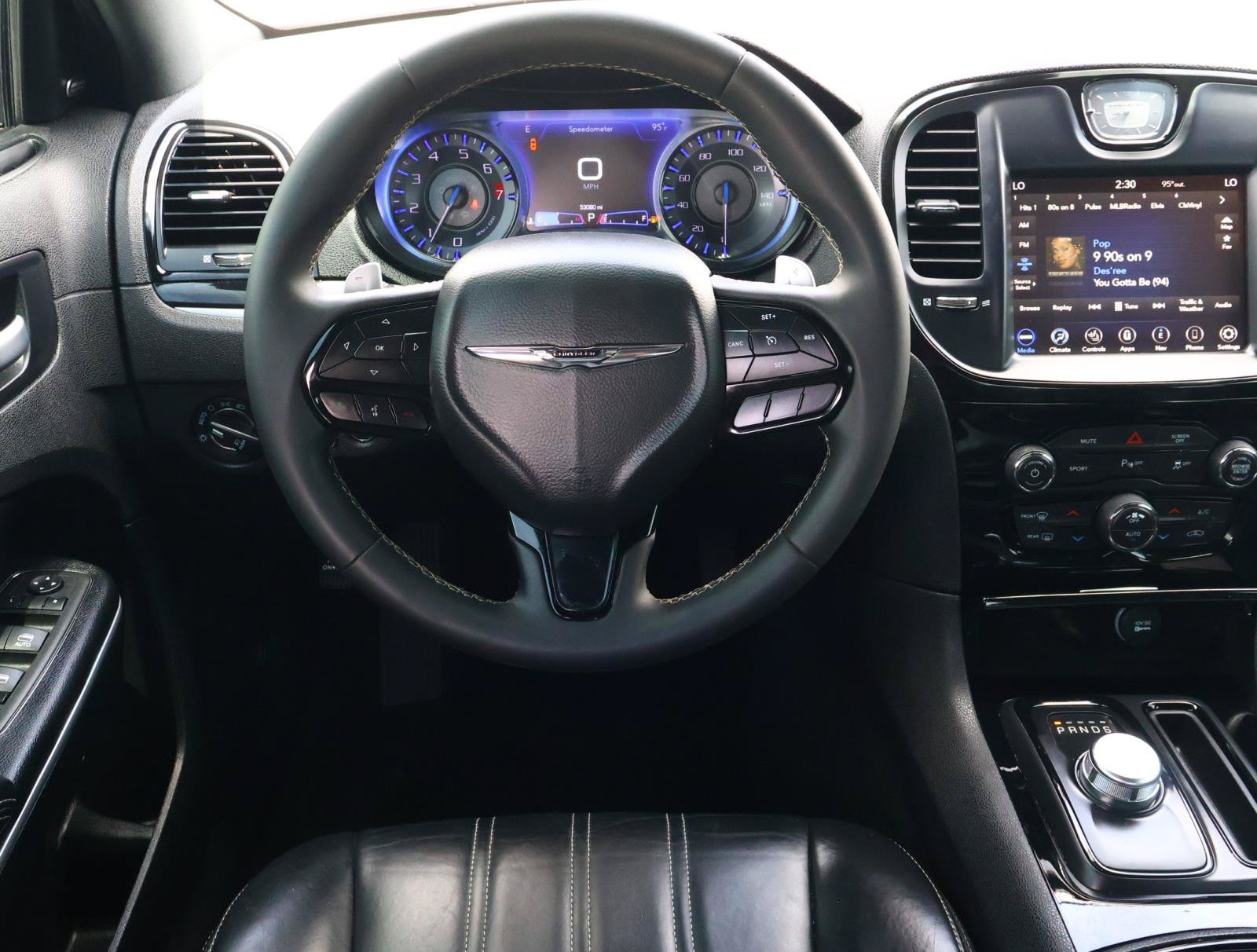 Used 2023 Chrysler 300 S RWD image 9