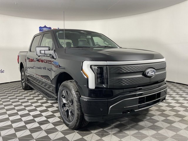 New 2025 Ford F150 Lightning Flash