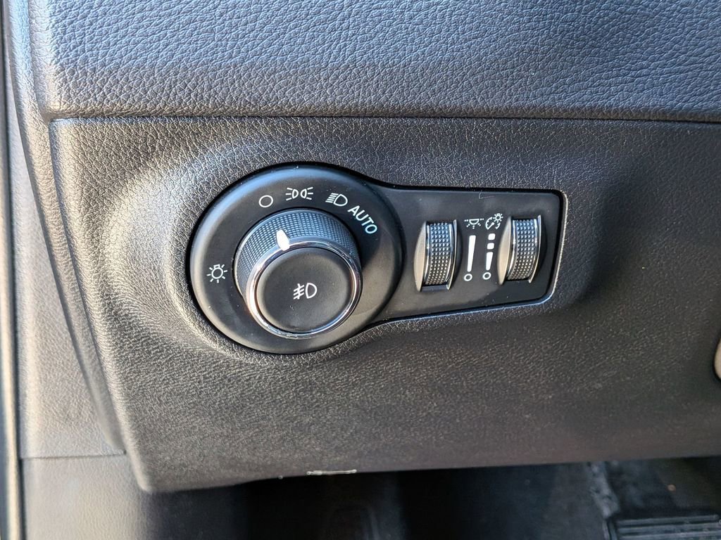Used 2019 Jeep Compass Trailhawk w/ Leather Interior Group image 14