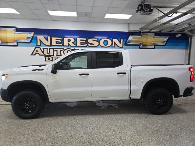 Used 2025 Chevrolet Silverado 1500 ZR2 w/ Technology Package image 4