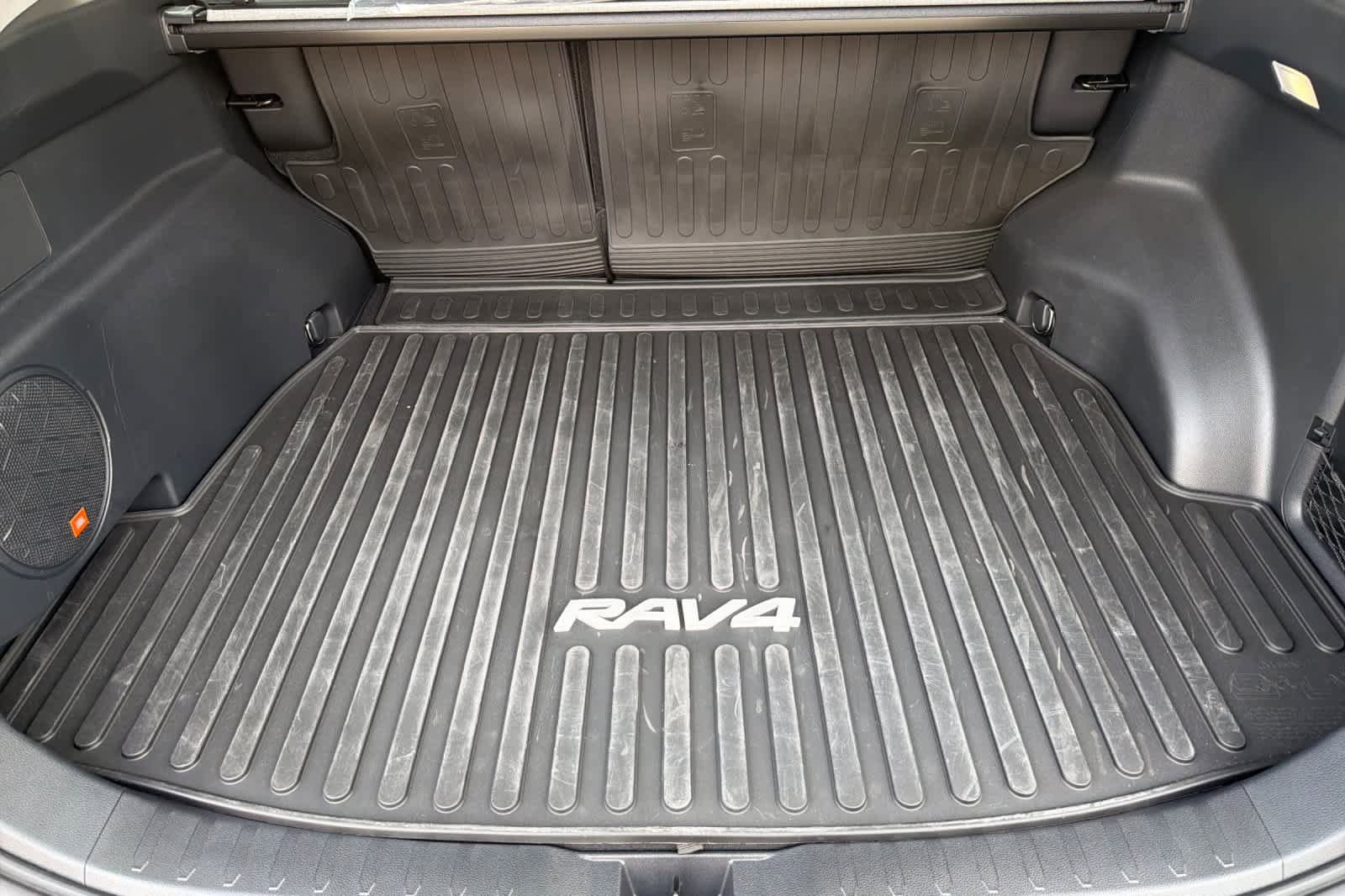 Used 2025 Toyota RAV4 Limited w/ Advanced Technology Package AWD/4WD image 17