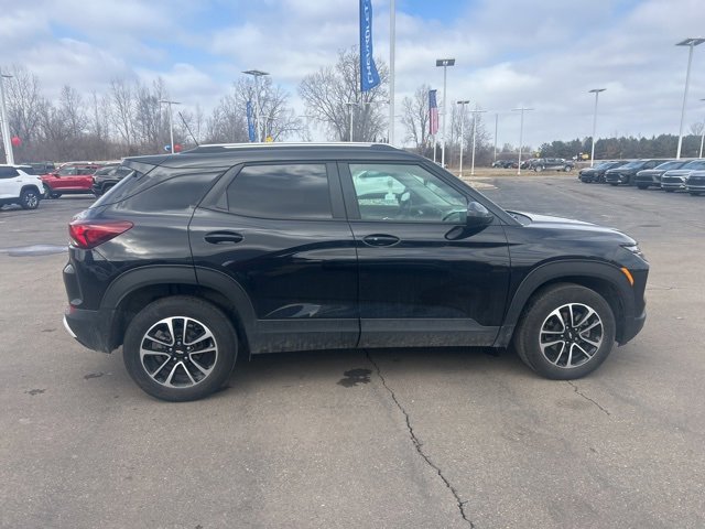 Used 2024 Chevrolet TrailBlazer LT image 4