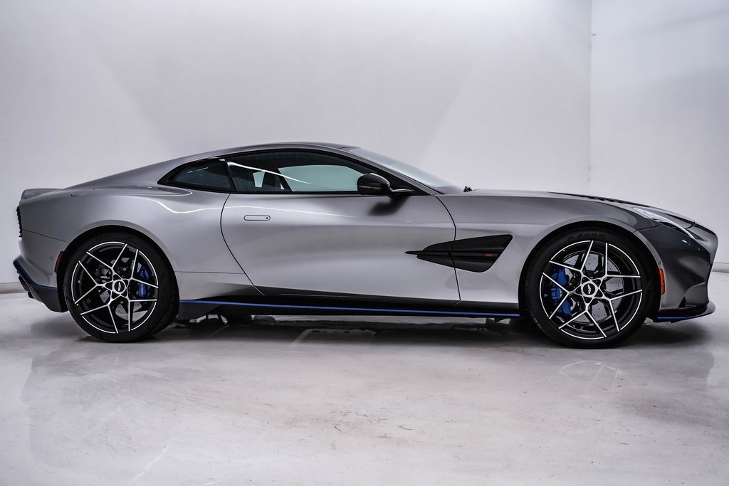 New 2025 Aston Martin Vanquish image 7