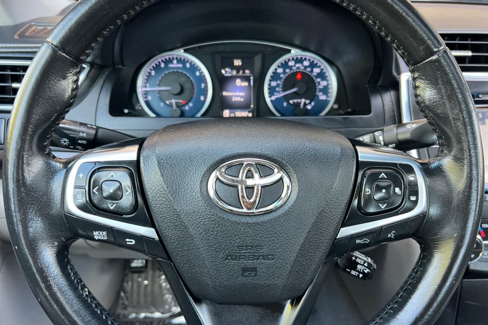 Used 2015 Toyota Camry XLE w/ Advanced Technology Package FWD image 25