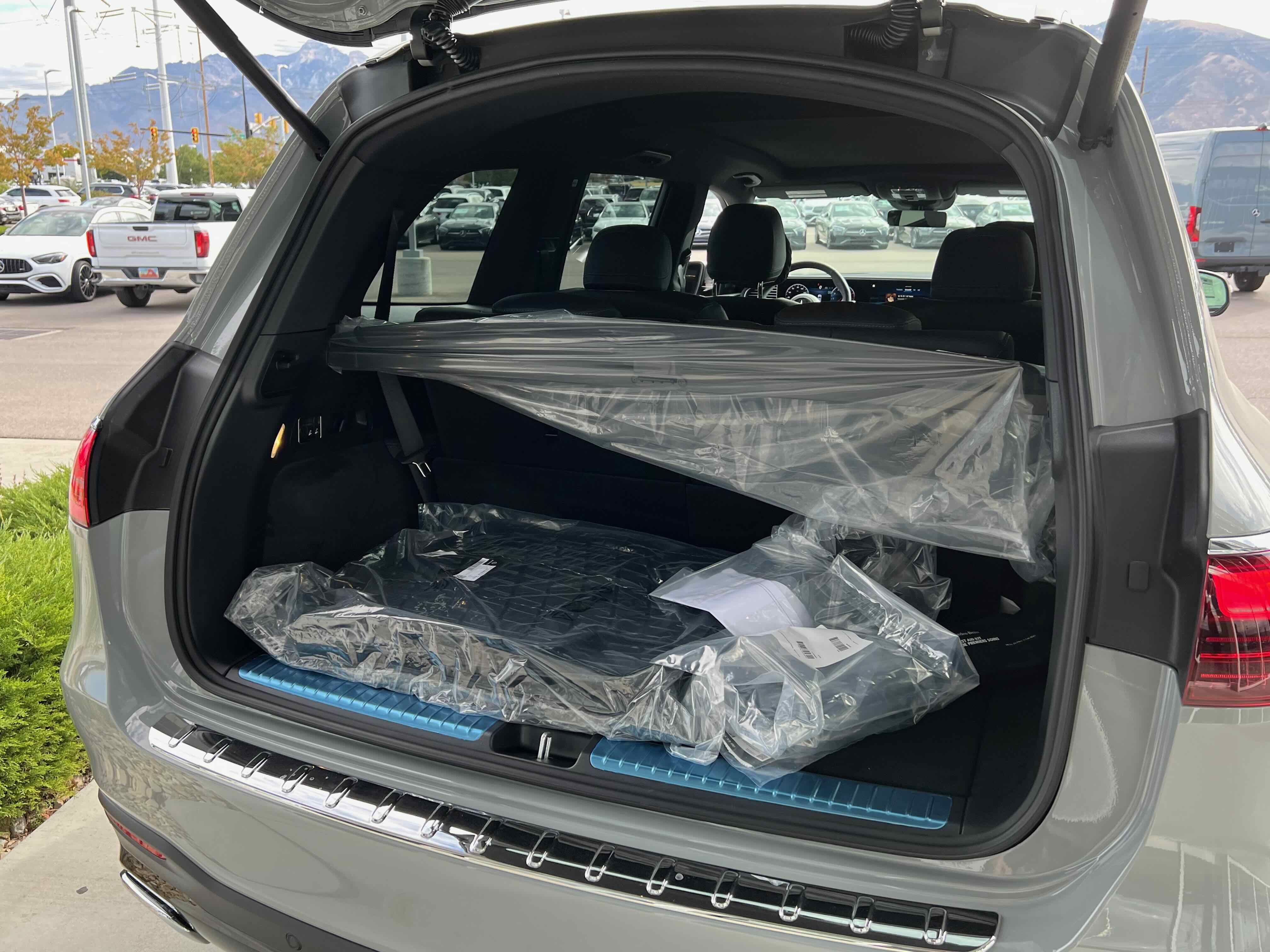 New 2026 Mercedes-Benz GLS 450 4MATIC image 12