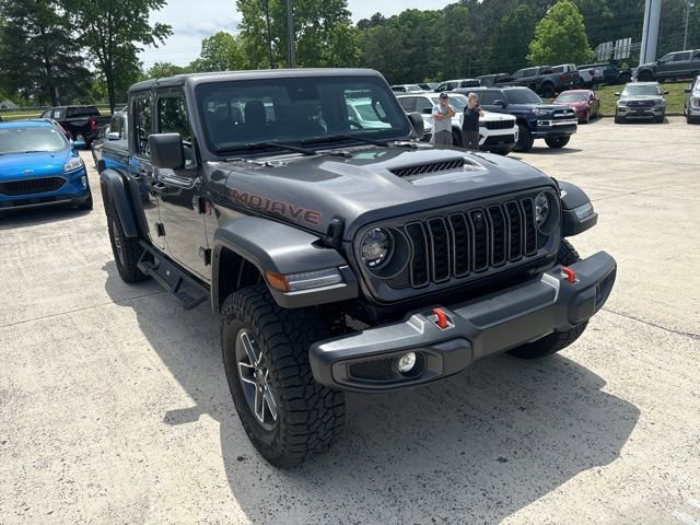 Used 2025 Jeep Gladiator Mojave w/ Safety Group AWD/4WD image 11