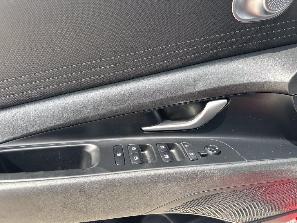 Used 2021 Hyundai Elantra SEL w/ Cargo Package FWD image 19