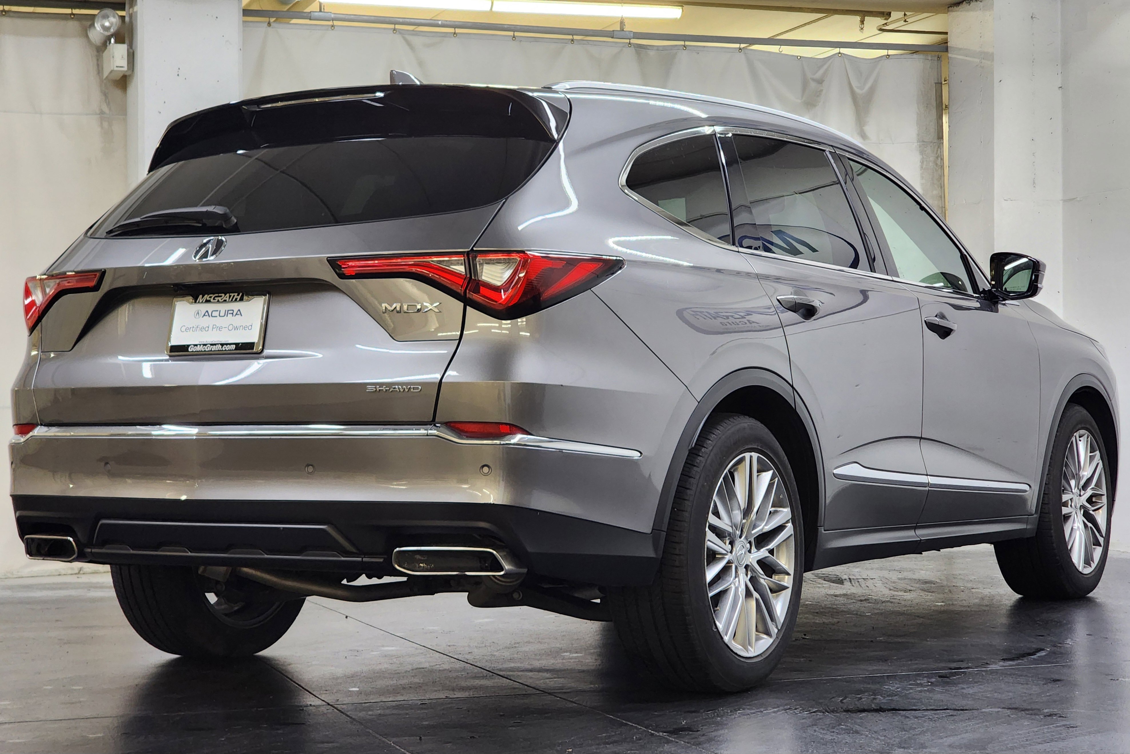 Certified 2023 Acura MDX SH-AWD w/ Advance Package image 5