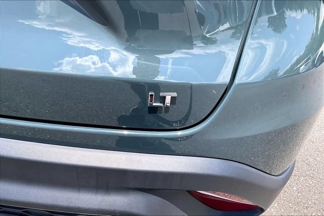 Used 2025 Chevrolet Trax LT FWD image 21