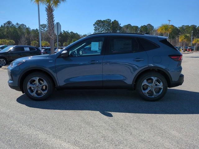 New 2026 Ford Escape ST-Line w/ Cold Weather Package image 7