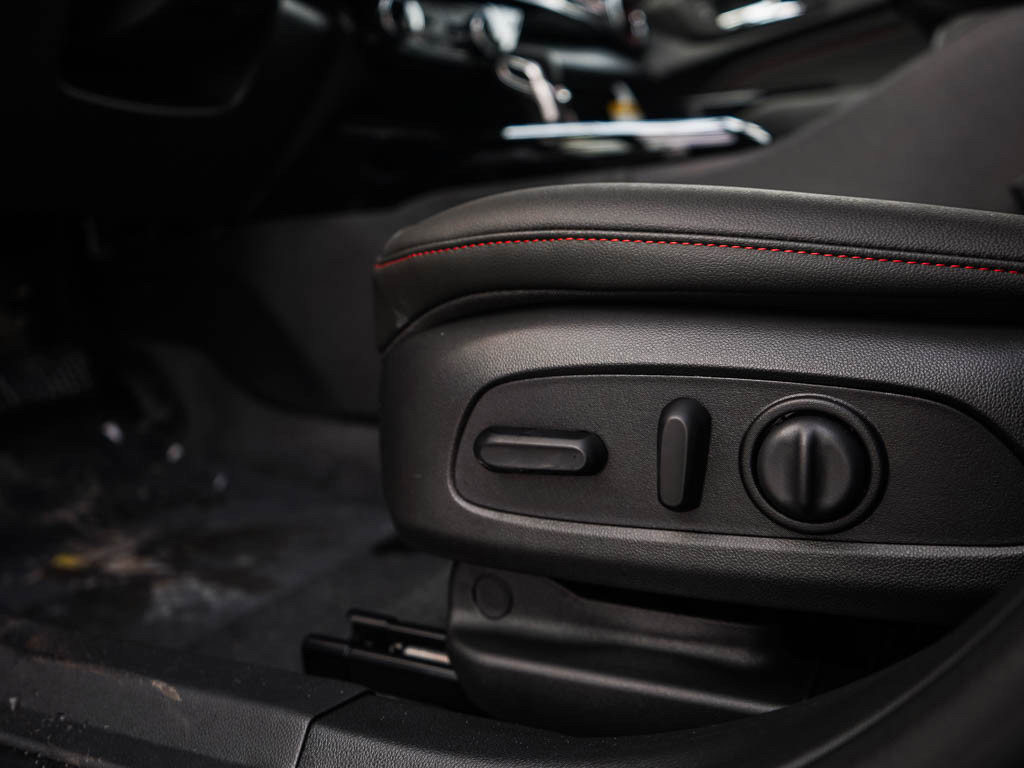 New 2026 Chevrolet Trax RS w/ Driver Confidence Package image 17