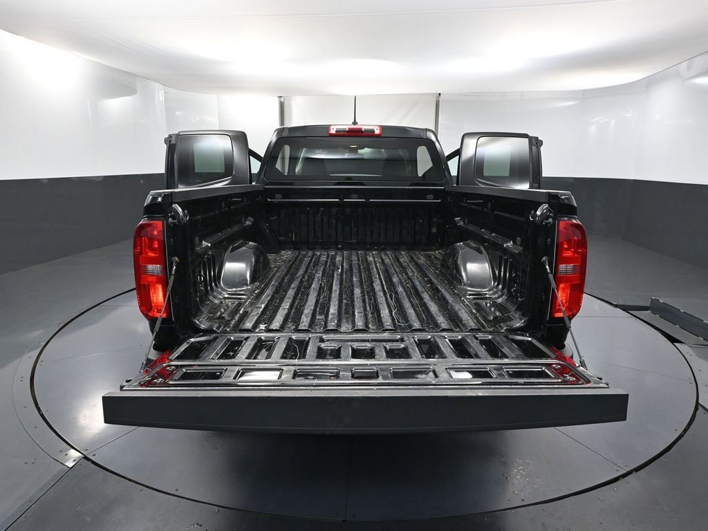 Used 2018 Chevrolet Colorado W/T image 36