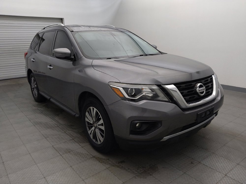 Used 2017 Nissan Pathfinder SV FWD image 13