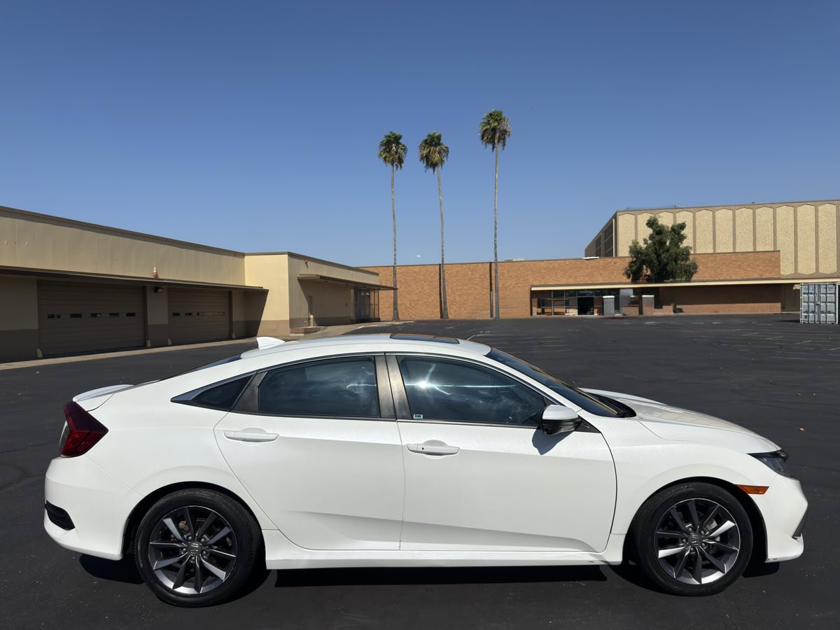 Used 2019 Honda Civic EX image 8