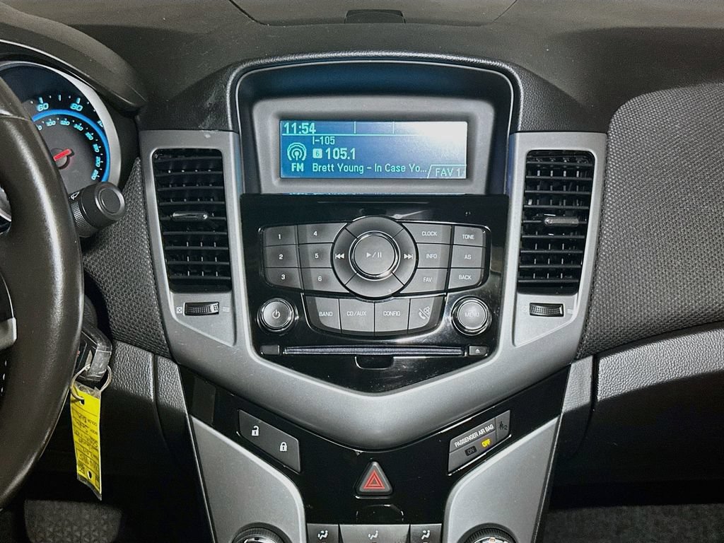 Used 2012 Chevrolet Cruze LT FWD image 11