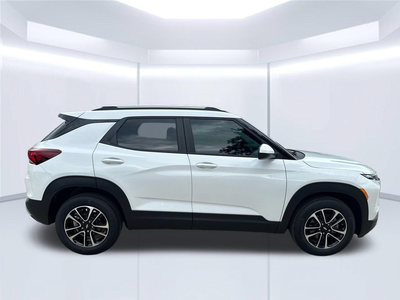 New 2026 Chevrolet TrailBlazer LT w/ Convenience Package FWD image 7
