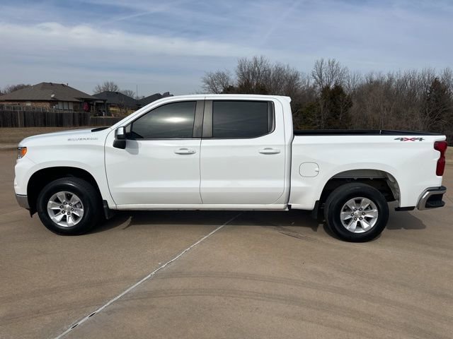 Used 2023 Chevrolet Silverado 1500 LT image 2