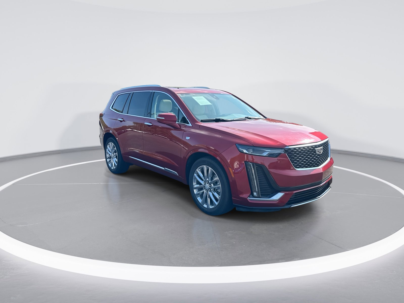 Used 2021 Cadillac XT6 Premium Luxury FWD image 2