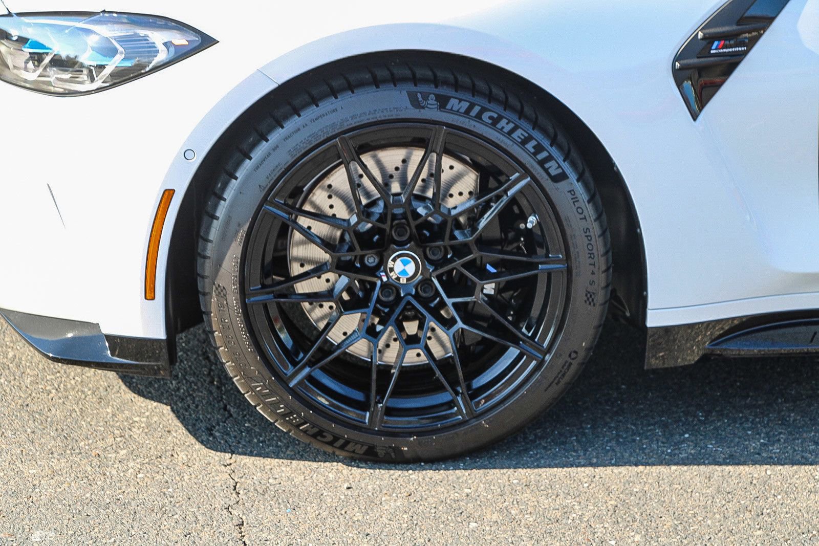 Used 2024 BMW M3 Competition w/ Executive Package image 9