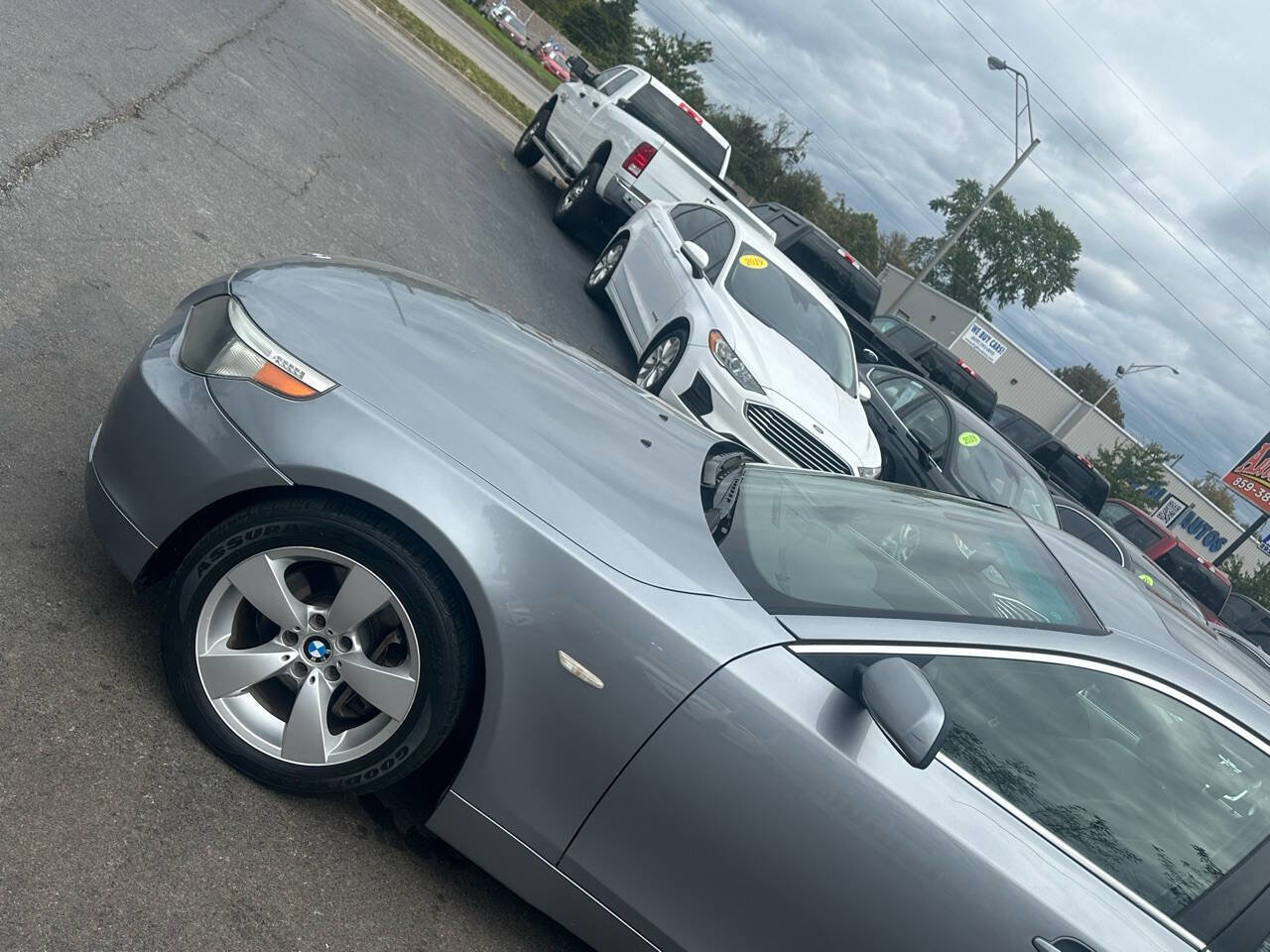 Used 2005 BMW 530i Sedan image 4